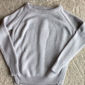 Lululemon sweater, grey size 4: super warm!